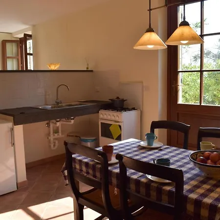 Casa Ciao Bella - Sunshine With Shared Pool Carassai